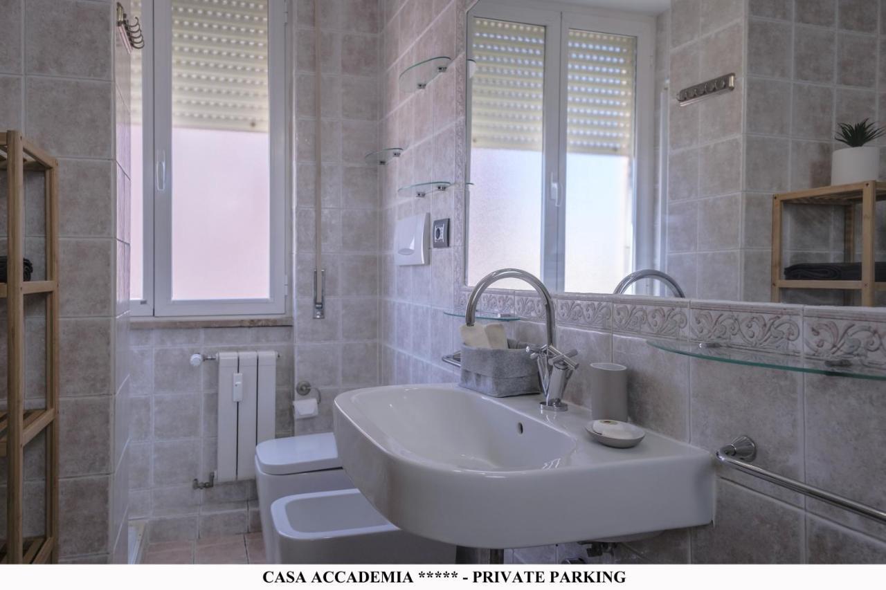 利沃诺Elegante Casa Accademia ***** - Private Parking公寓 外观 照片